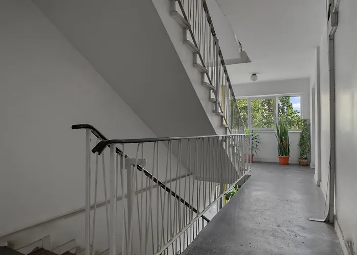 Ingrid Piata Victoriei *