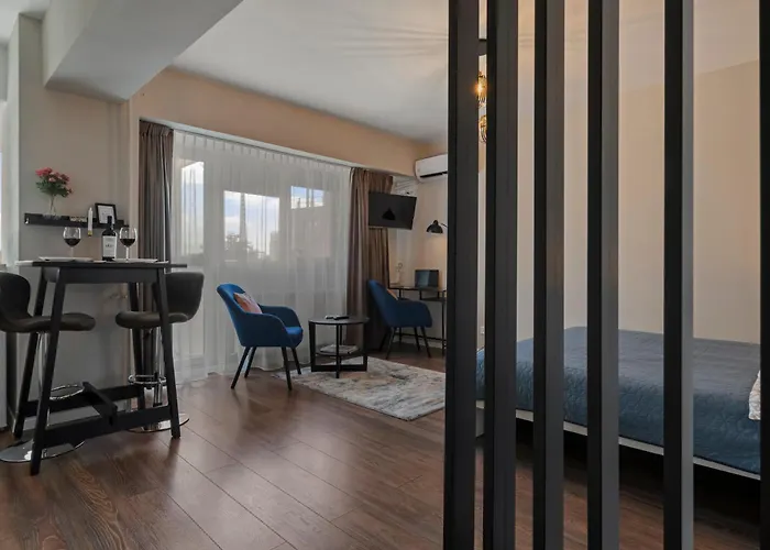 Ingrid Piata Victoriei